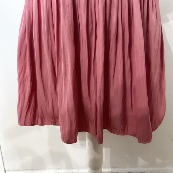 Aritzia WILFRED SHIMMER PINK TEXTURED SHORT SLEEVE V-NECK FLOWY MINI DRESS -  XS - Picture 7 of 10